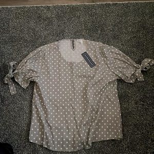 Gray Polka Dot Blouse. Brand Downeast. Size S.